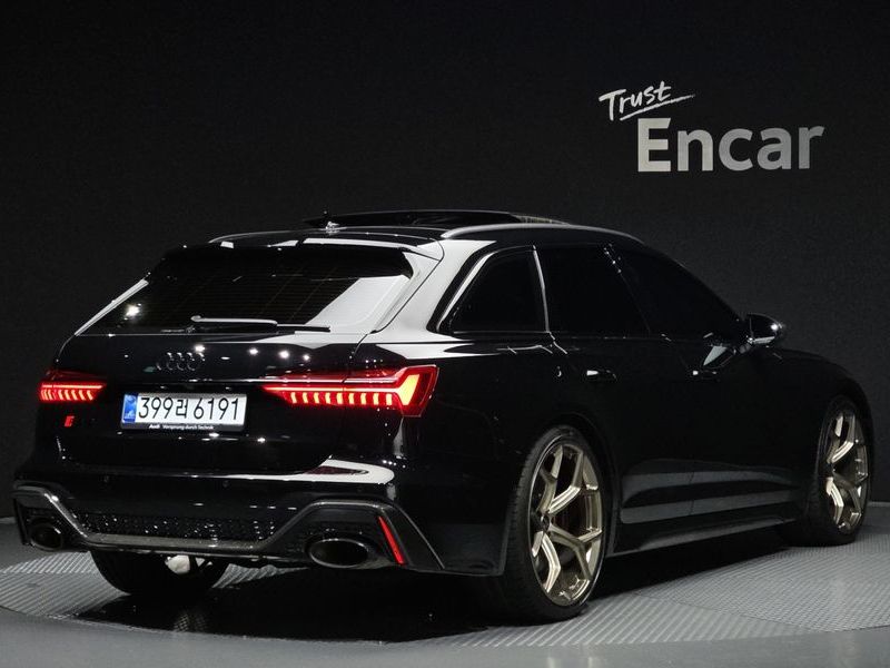 2025 Audi RS6 4.0 TFSI Quattro Avant Performance photo 2