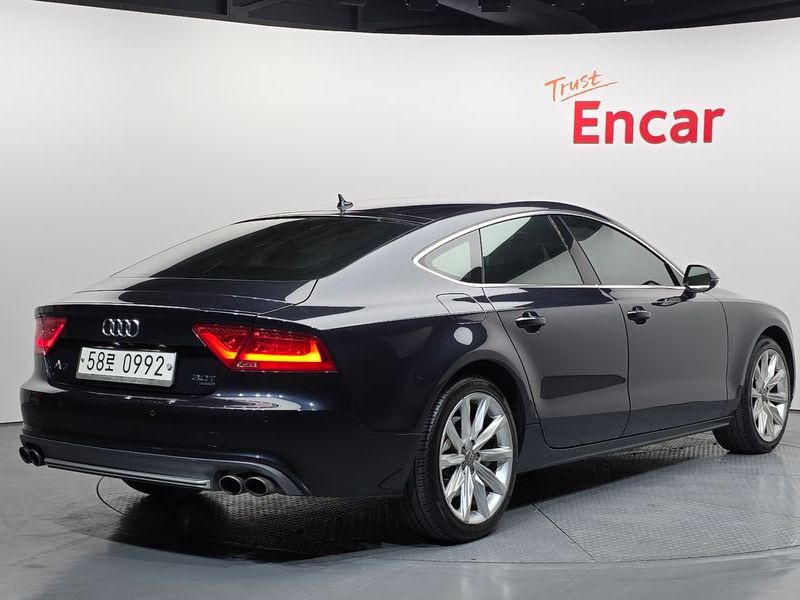 2014 Audi A7 3.0 TFSI Quattro Entry 4G photo 2