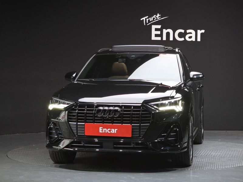 2025 Audi Q3 35 TDI Premium photo 3