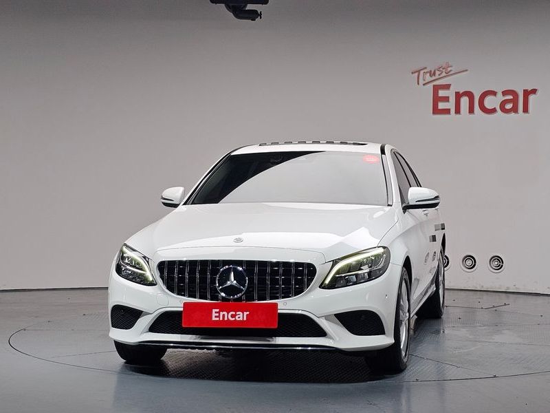 2019 Mercedes-Benz C-Class C220 d Avantgarde photo 3