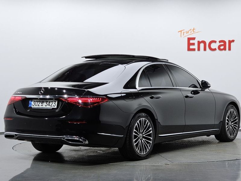 2022 Mercedes-Benz S-Class S350 d photo 2