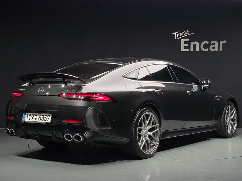 2023 Mercedes-Benz AMG GT 4Door 43 4MATIC+ Dynamic photo 2