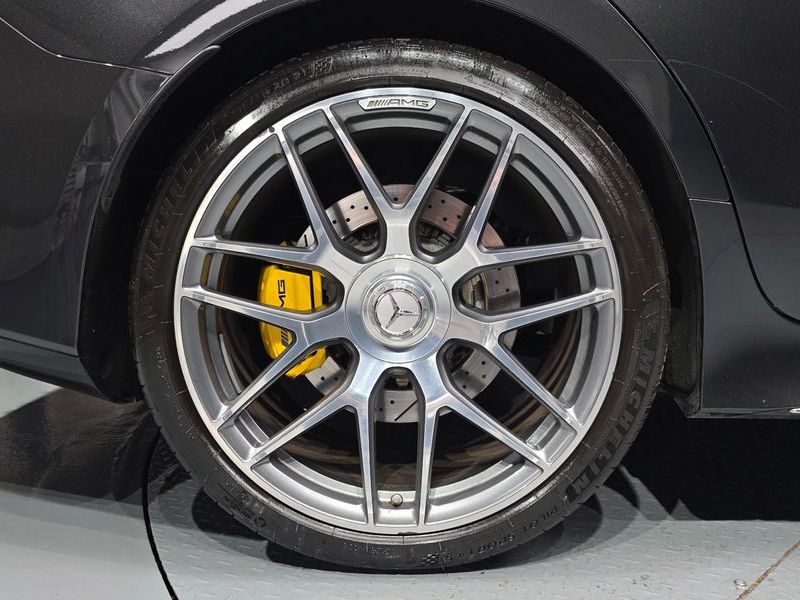 2023 Mercedes-Benz AMG GT 4Door 43 4MATIC+ Dynamic photo 5