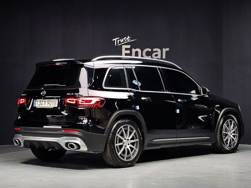 2021 Mercedes-Benz B-Class AMG GLB35 4MATIC photo 2