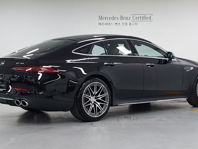 2025 Mercedes-Benz AMG GT 4Door 43 4MATIC+ photo 2