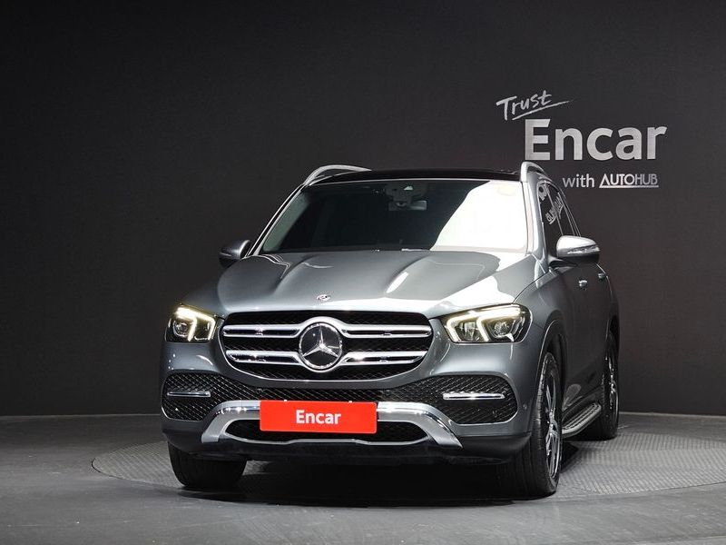 2020 Mercedes-Benz E-Class GLE300d 4MATIC photo 3