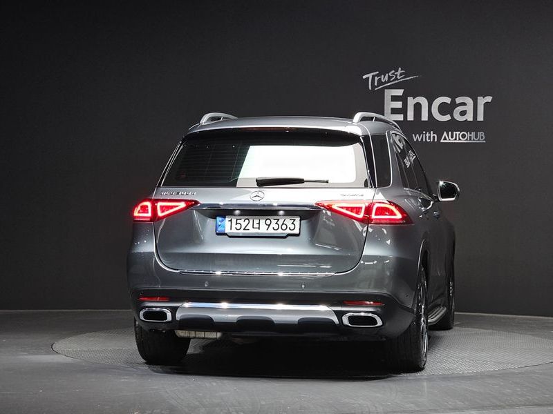 2020 Mercedes-Benz E-Class GLE300d 4MATIC photo 4