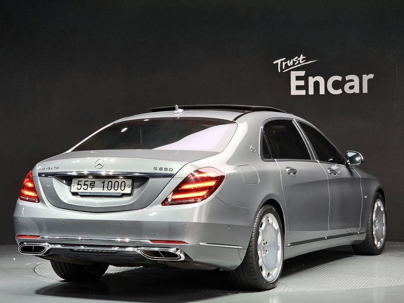 2015 Mercedes-Benz S-Class Maybach S600 photo 2