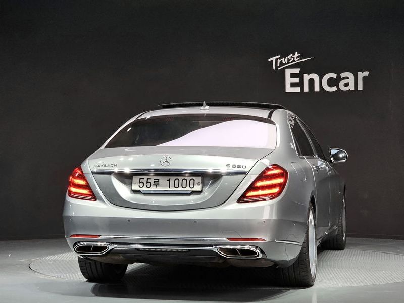 2015 Mercedes-Benz S-Class Maybach S600 photo 4