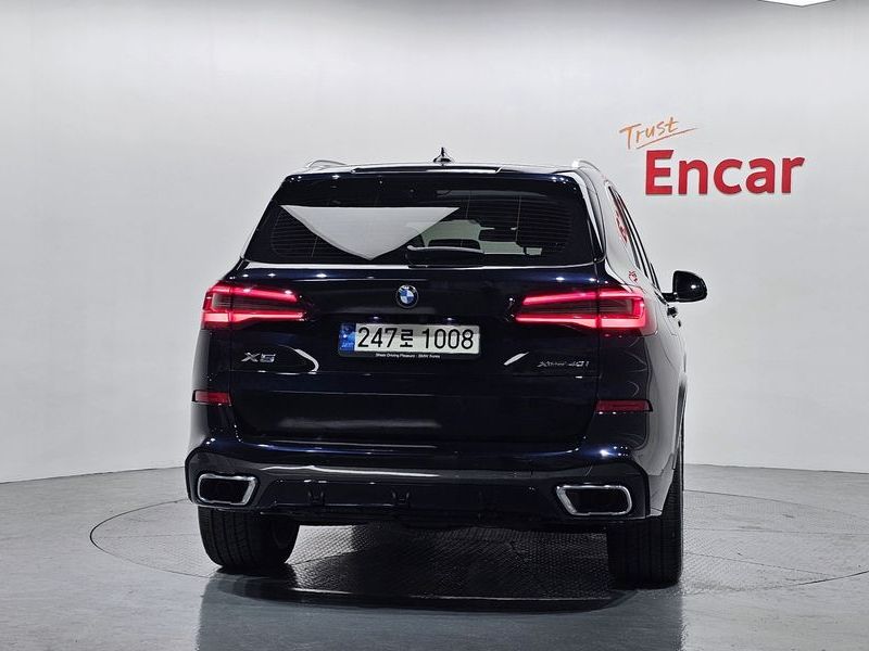 2021 BMW X5 xDrive 40i M Sport photo 4