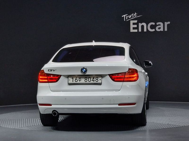 2014 BMW 3 Series GT 320d photo 4