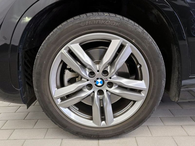 2022 BMW X1 xDrive 20i M Sport photo 5