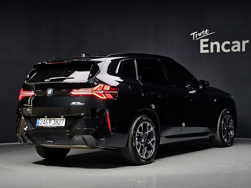 2025 BMW X3 xDrive 20 M Sport photo 2