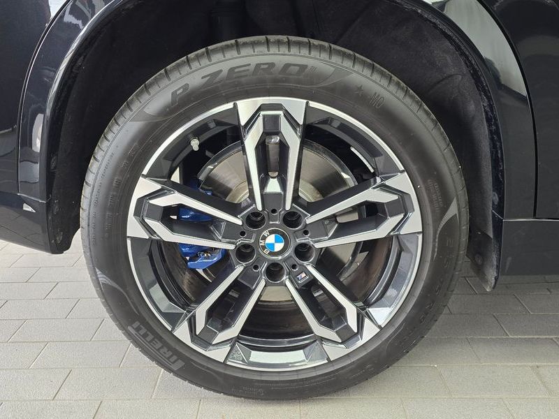 2025 BMW X1 M35i xDrive photo 5