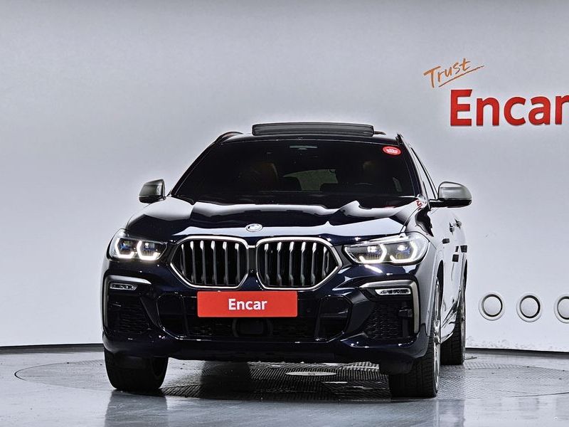 2021 BMW X6 M50i photo 3