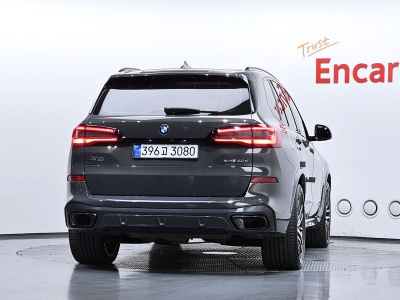 2022 BMW X5 xDrive 40d M Sport photo 4