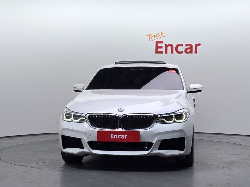2020 BMW 6 Series 630i xDrive M Sport photo 3