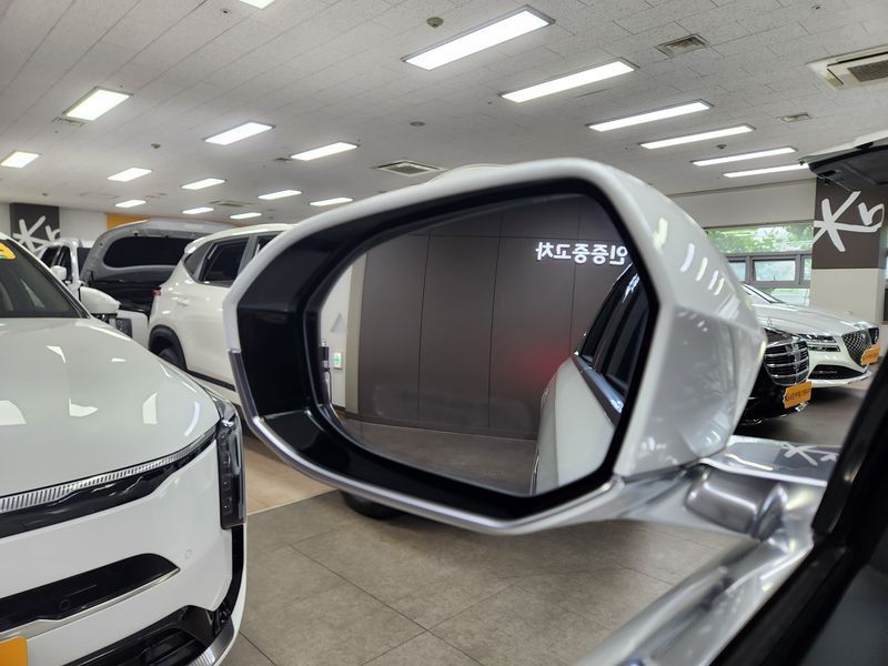 2026 BMW 7 Series 740d xDrive M Sport photo 3
