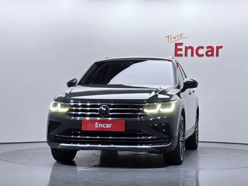 2021 Volkswagen Tiguan 2.0 TDI 4-Motion Premium photo 3
