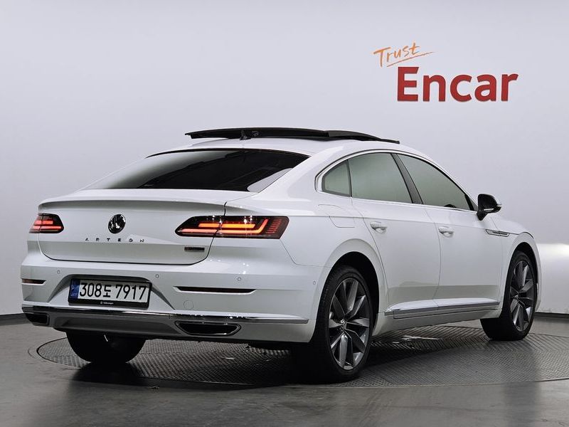 2020 Volkswagen Arteon 2.0 TDI Presige 4Motion photo 2
