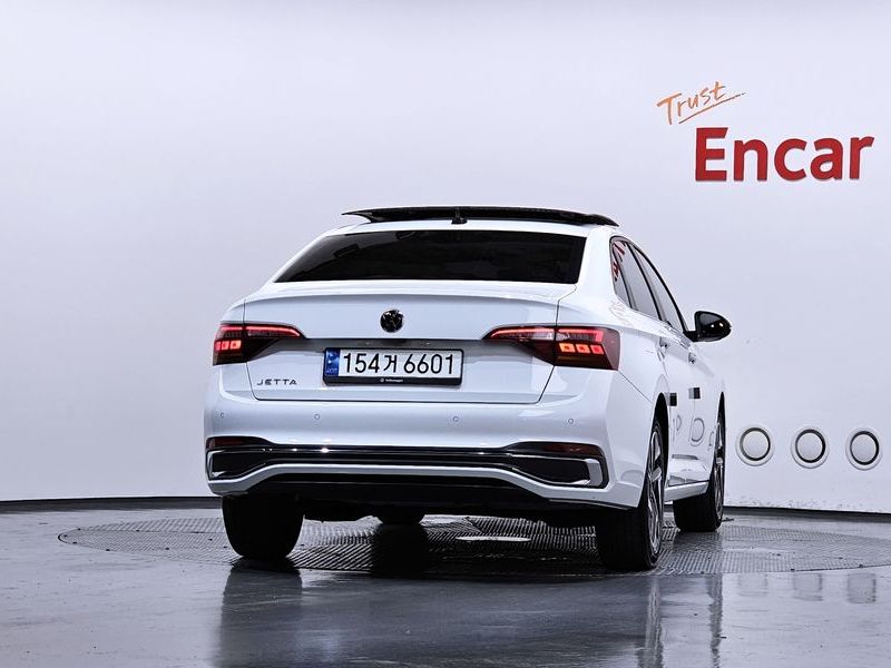 2023 Volkswagen Jetta 1.5 TSI Prestige photo 4