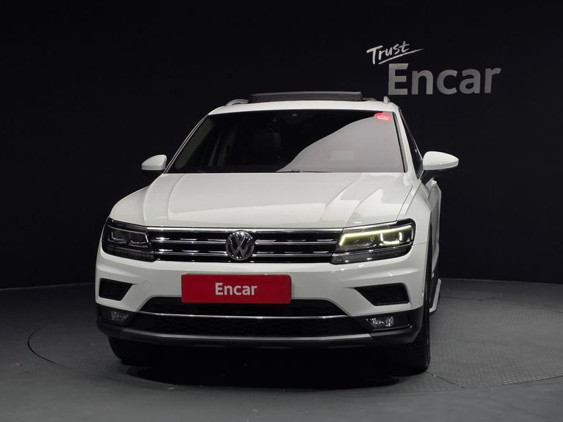 2020 Volkswagen Tiguan 2.0 TDI Prestige photo 3