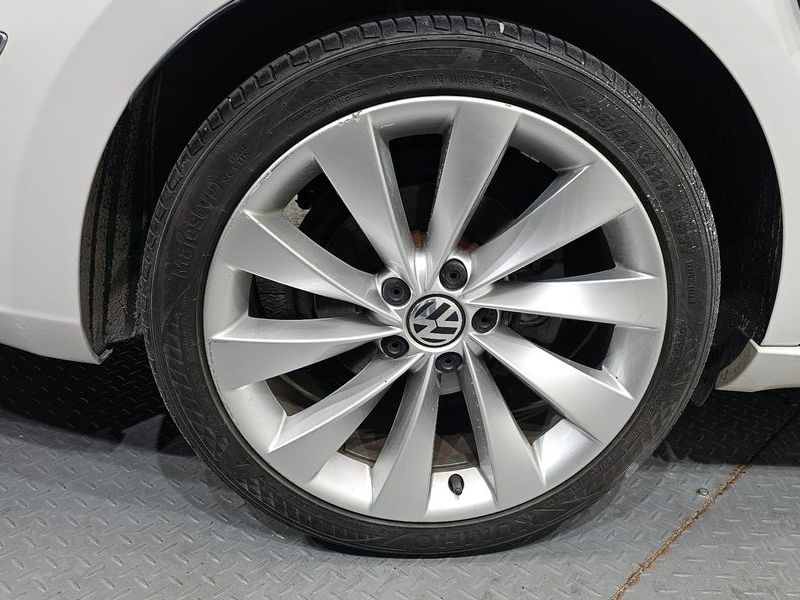 2015 Volkswagen New CC 2.0 TDI BlueMotion photo 5
