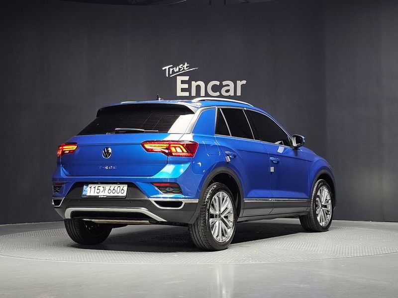 2021 Volkswagen T-Roc 2.0 TDI Prestige photo 2