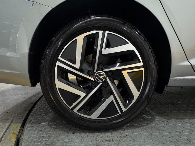 2023 Volkswagen Jetta 1.5 TSI Prestige photo 5