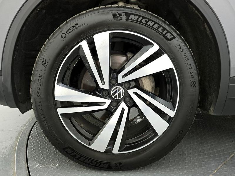 2023 Volkswagen Touareg 3.0 TDI Premium photo 5