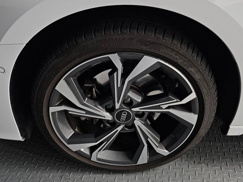 2023 Audi A3 40 TFSI Premium photo 5
