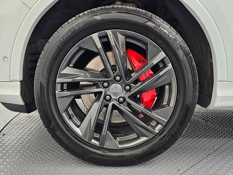 2021 Audi Q7 45 TDI Quattro Premium photo 5