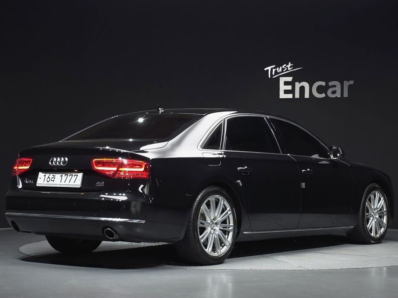 2012 Audi A8 4.2 FSI Quattro LWB D4 photo 2
