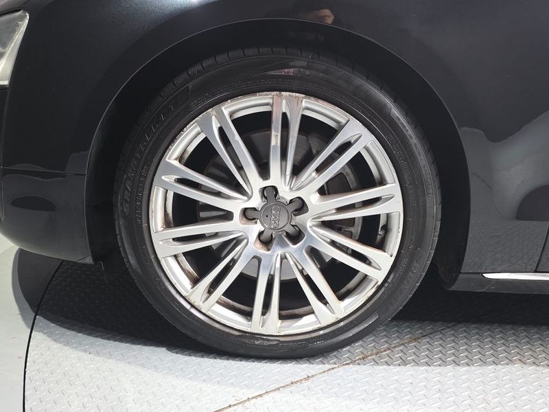 2012 Audi A8 4.2 FSI Quattro LWB D4 photo 5