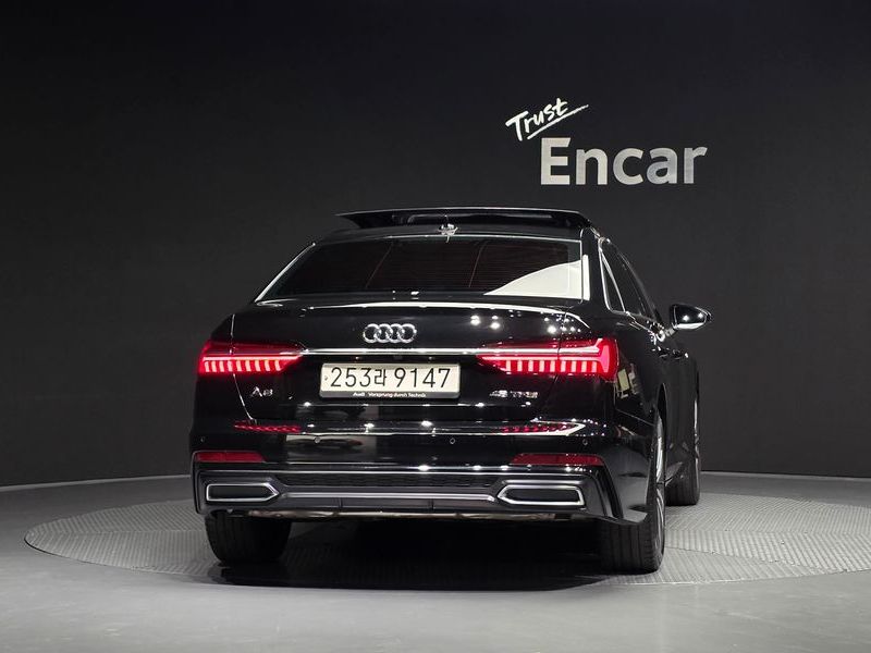 2023 Audi A6 45 TFSI Premium photo 4