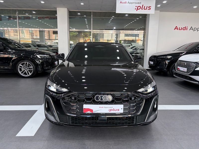 2025 Audi A5 40 TFSI Quattro S Line photo 3