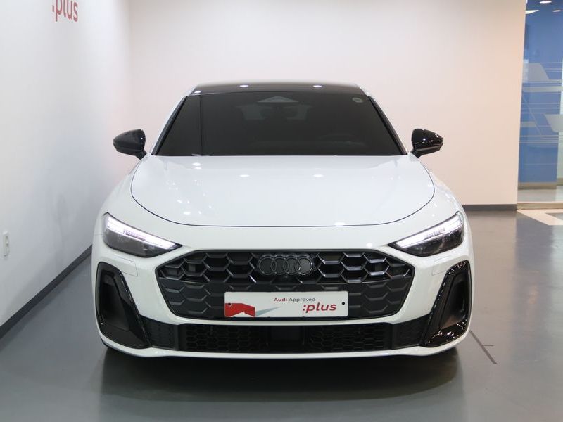 2025 Audi A5 40 TFSI Quattro S Line Black Edition photo 3