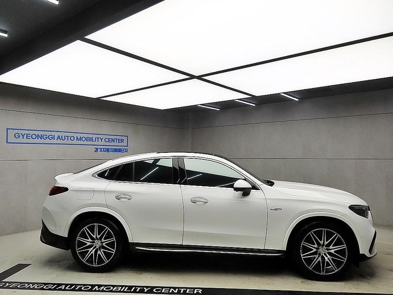 2024 Mercedes-Benz C-Class AMG GLC43 4MATIC Coupe photo 2