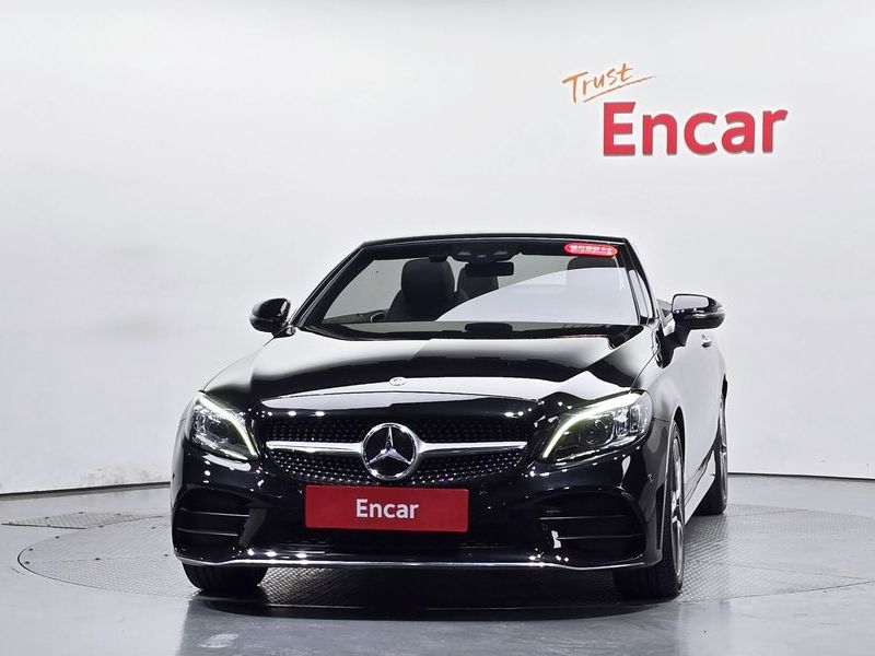 2020 Mercedes-Benz C-Class C200 Cabriolet photo 3