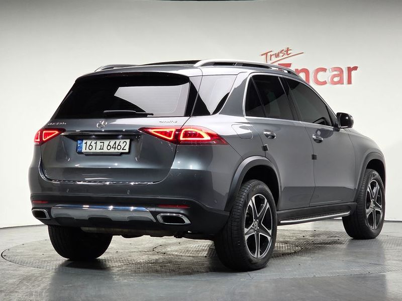 2022 Mercedes-Benz E-Class GLE350e 4MATIC photo 2