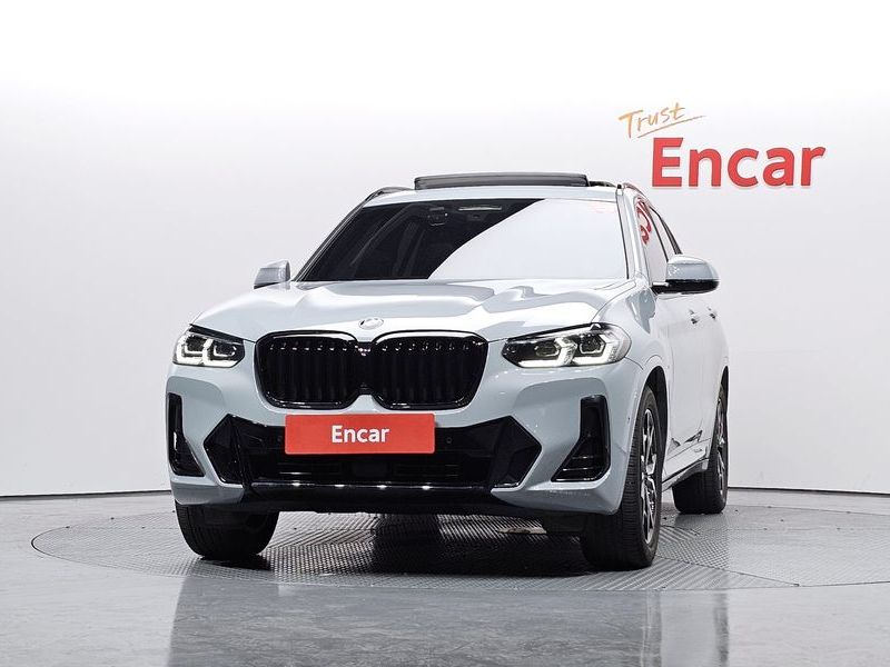 2022 BMW X3 xDrive 20i M Sport photo 3