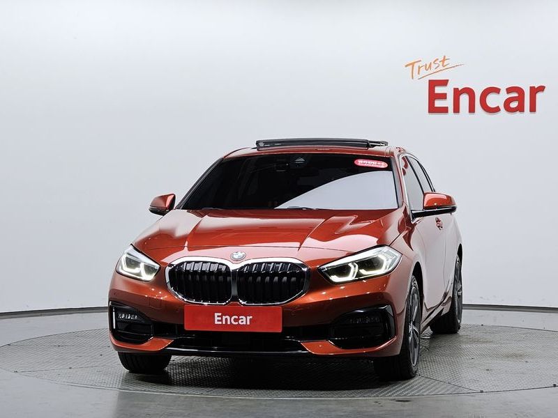 2021 BMW 1 Series 118d Sport photo 3