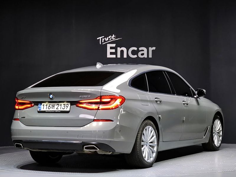 2021 BMW 6 Series 630i xDrive Luxury photo 2