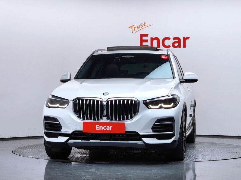 2022 BMW X5 xDrive 30d xLine photo 3