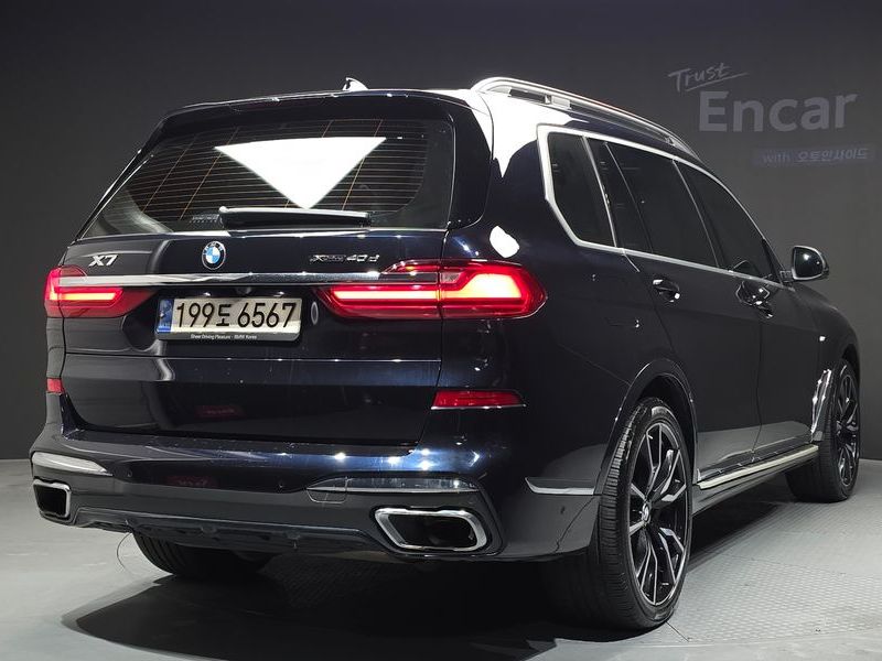 2022 BMW X7 xDrive 40d M Sport 6STR photo 2