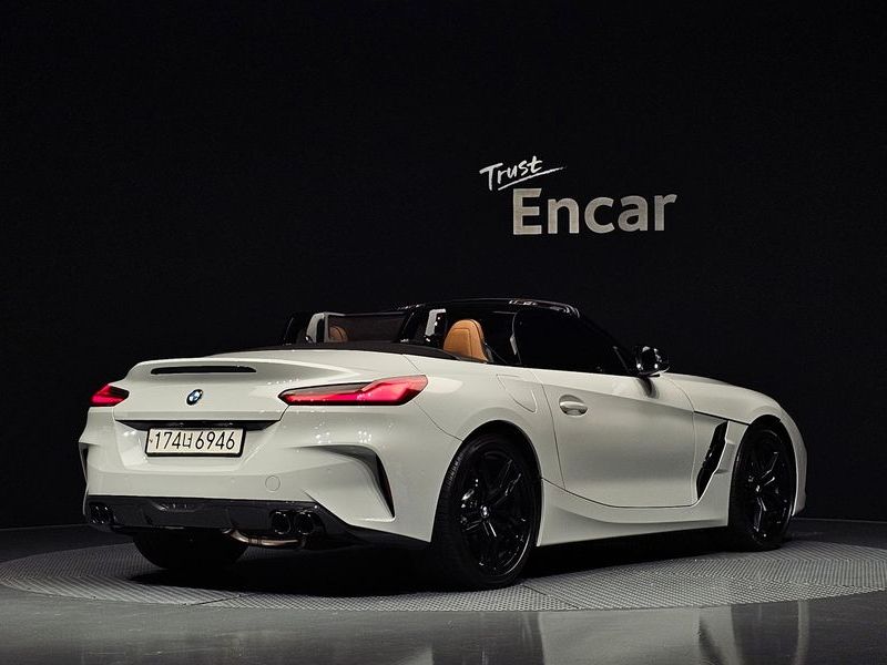 2020 BMW Z4 sDrive20i M Sport photo 2