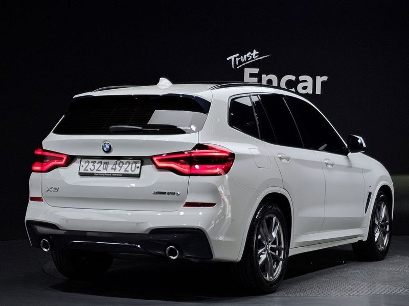 2020 BMW X3 xDrive 20d M Sport photo 2