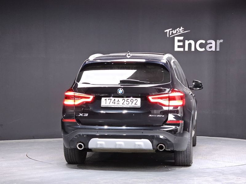2020 BMW X3 xDrive 30e photo 4
