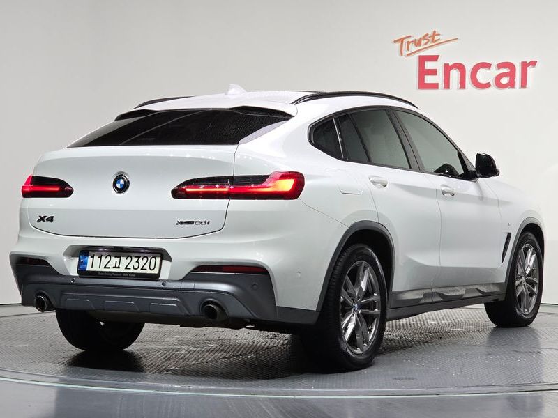 2021 BMW X4 xDrive20i M Sport X photo 2