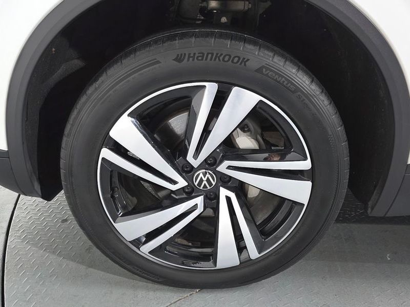 2023 Volkswagen Touareg 3.0 TDI Premium photo 5